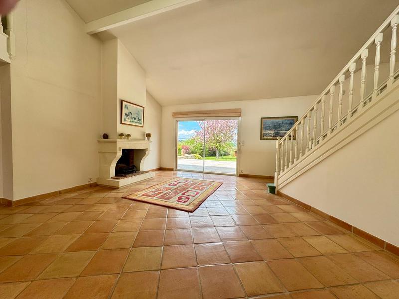 Maison - 344 m² - 7 pièces