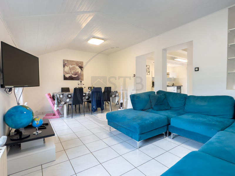 Maison - 366 m² - 23 pièces