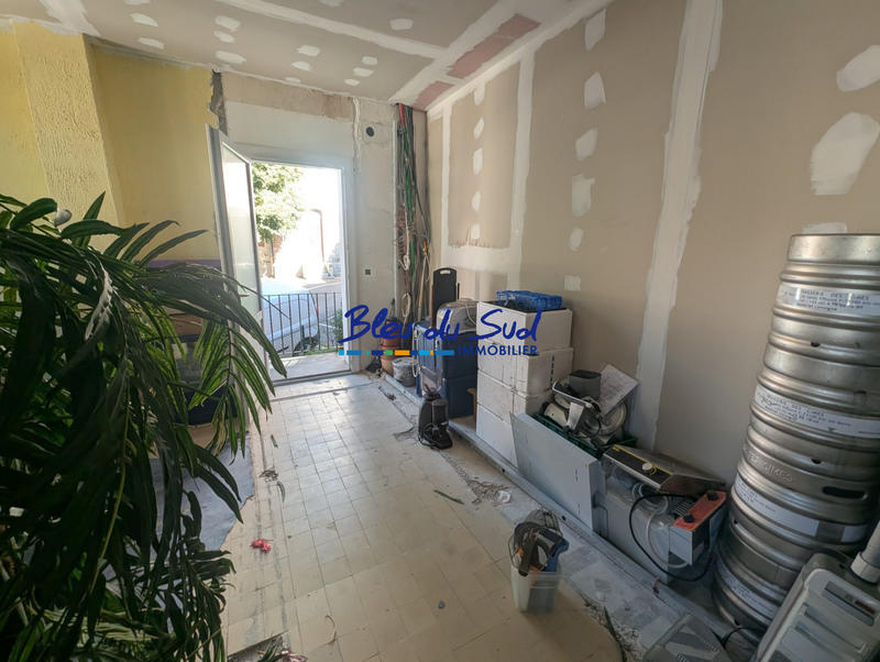 Maison - 222 m² - 3 pièces