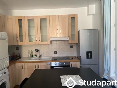 Chambre - 9 m² - 1 pièce