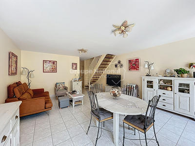 Maison - 88 m² - 4 pièces
