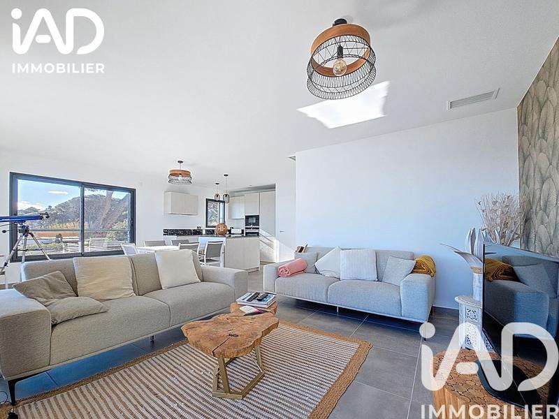 Appartement - 90 m² - 3 pièces