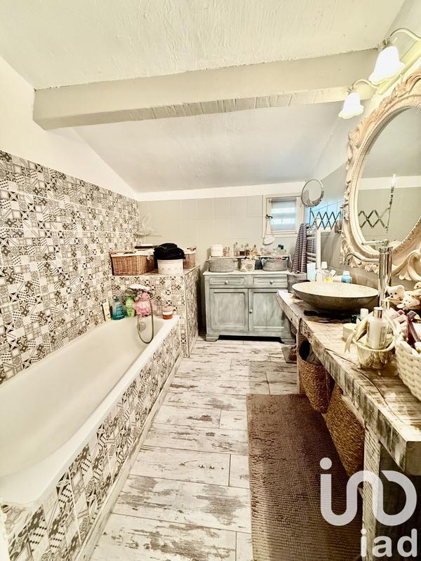 Maison - 136 m² - 4 pièces