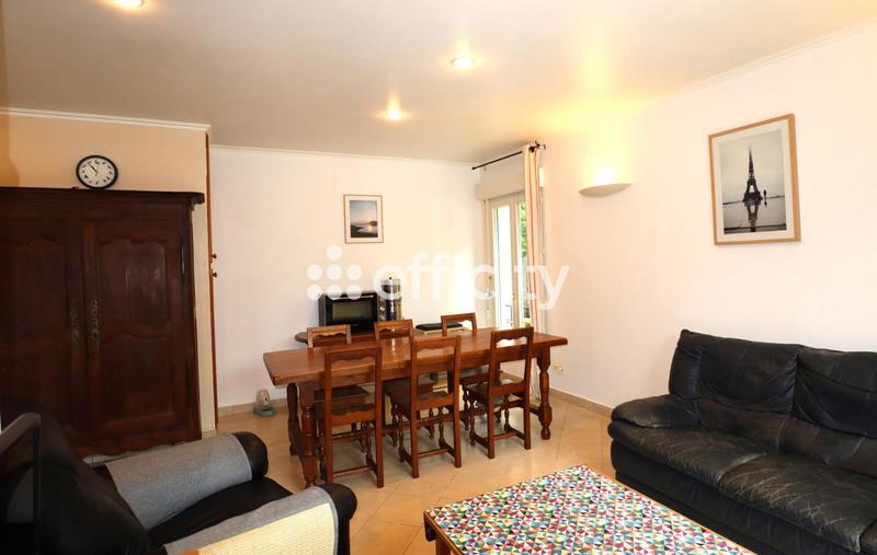 Maison - 122 m² - 6 pièces