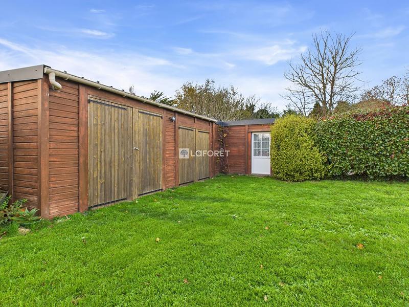 Maison traditionnelle - 165 m² - 6 pièces