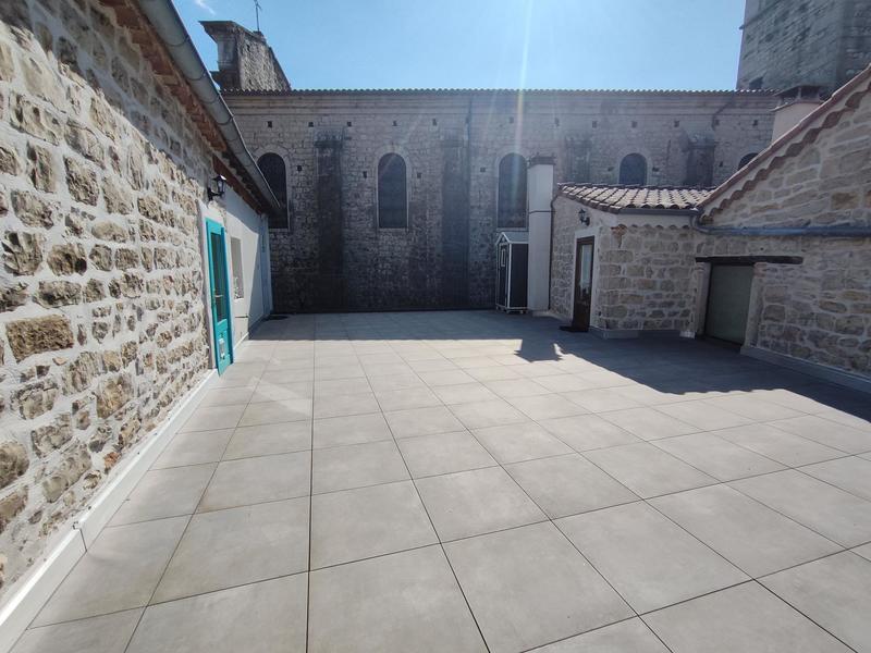 Local commercial - 445 m² - 15 pièces