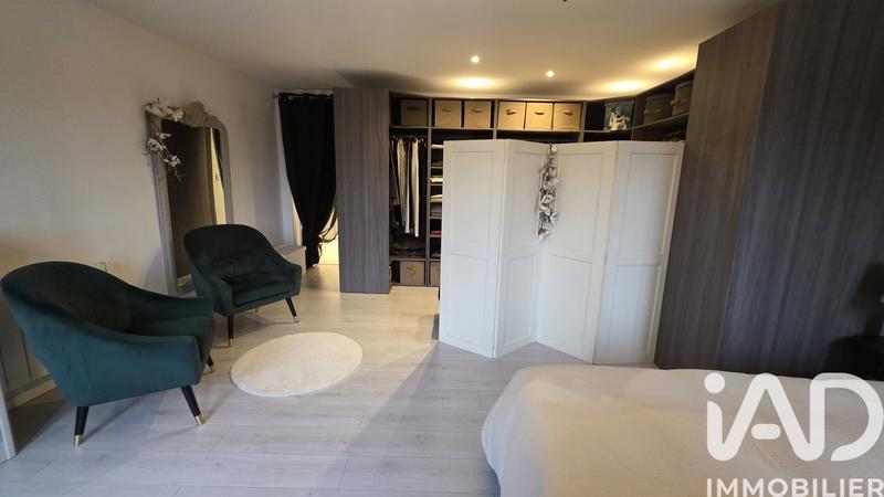 Maison - 190 m² - 4 pièces