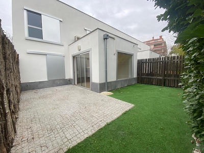 Maison - 83 m² - 4 pièces