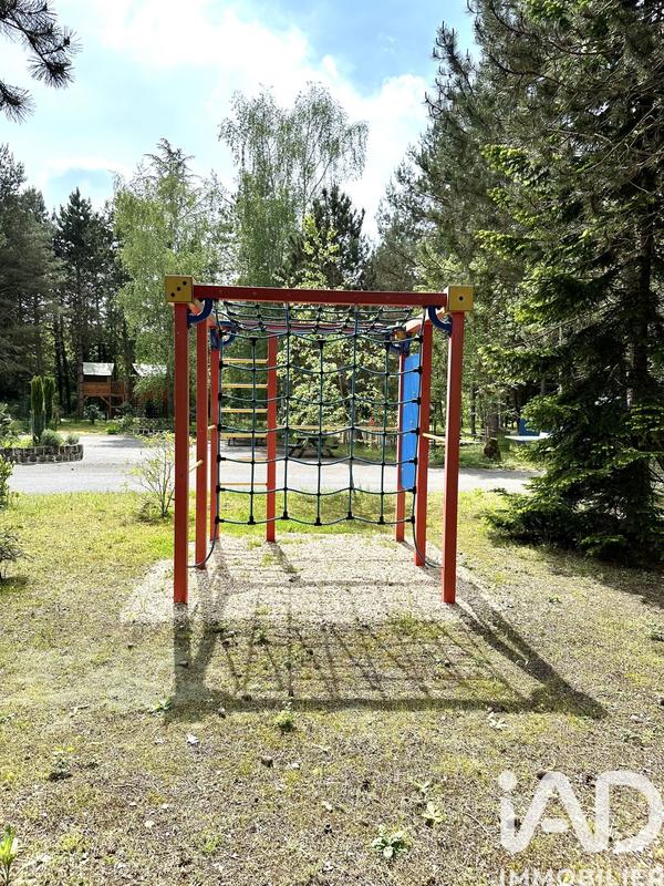 Terrain - 68 672 m²