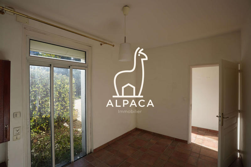 Maison - 185 m² - 10 pièces