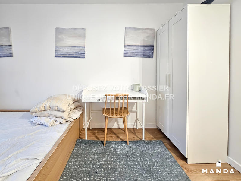 Chambre - 10 m² - 5 pièces