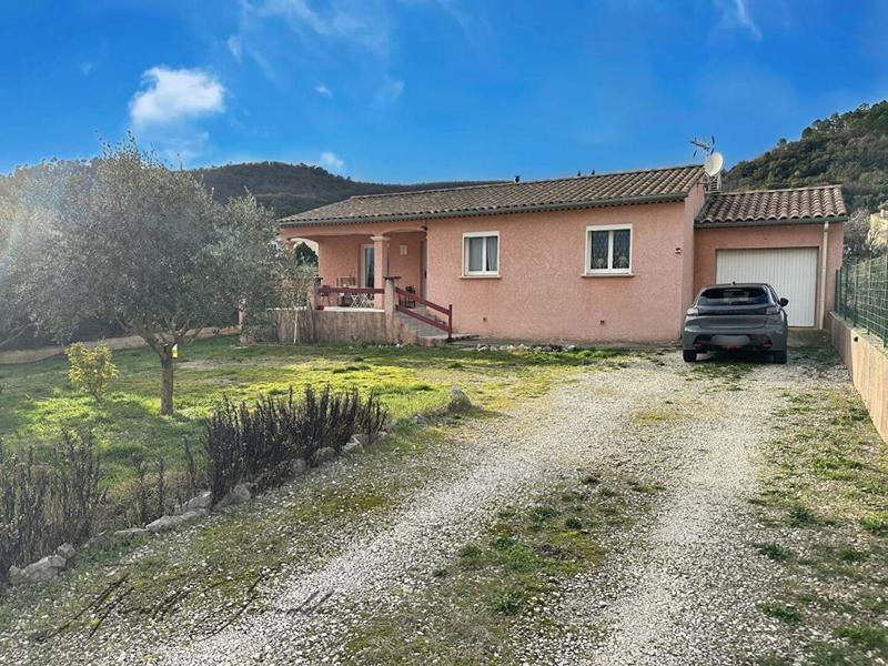 Maison - 86 m² - 4 pièces