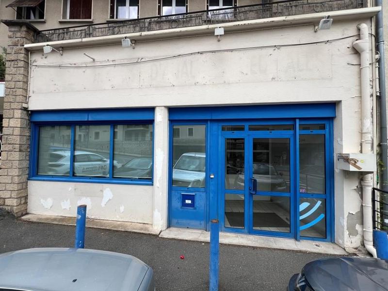 Local d'activités - 426 m² - 20 pièces