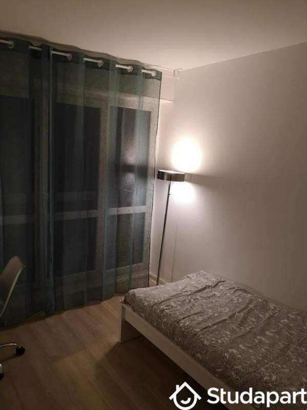 Chambre - 11 m² - 1 pièce