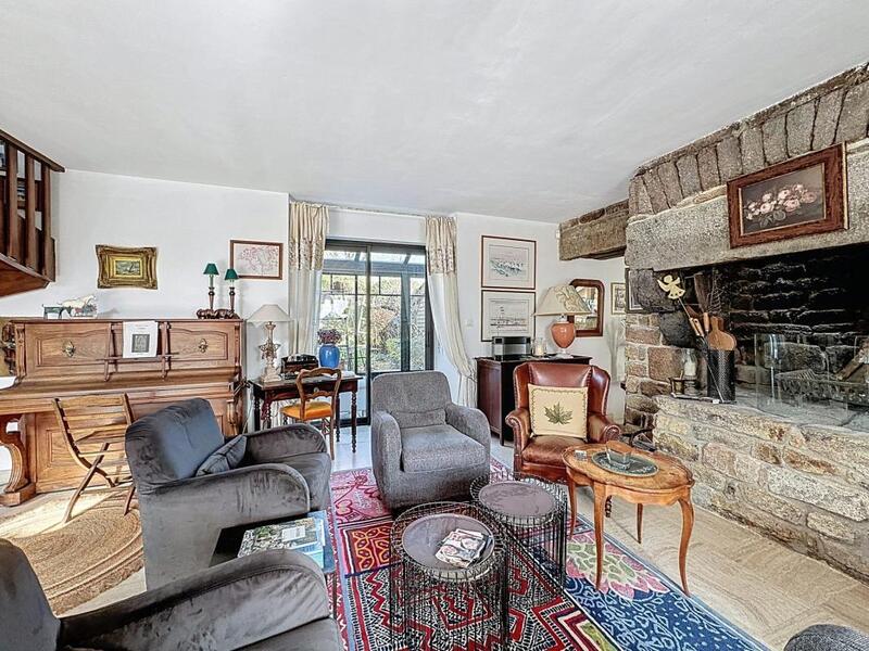 Propriété - 250 m² - 10 pièces