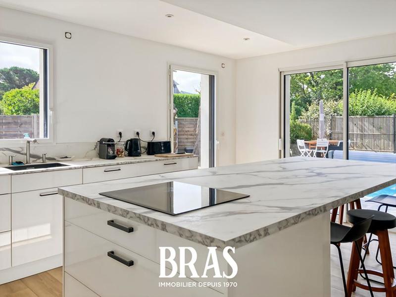 Maison - 160 m² - 6 pièces