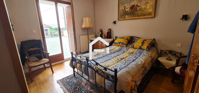 Propriété - 170 m² - 7 pièces