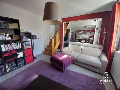 Maison - 94 m² - 4 pièces