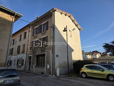 Maison - 98 m² - 5 pièces