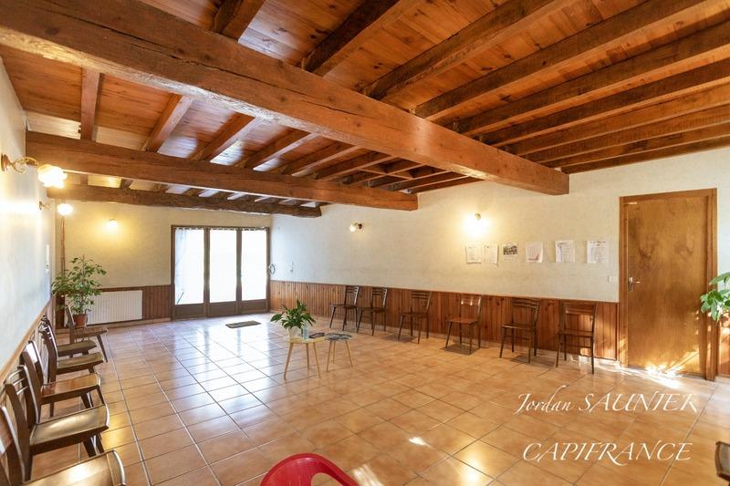 Corps de ferme - 375 m² - 22 pièces