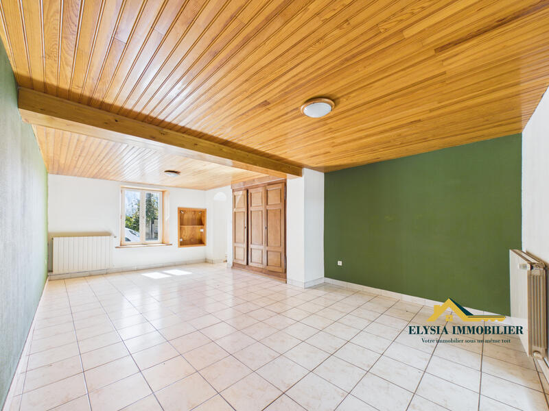 Maison - 181 m² - 6 pièces