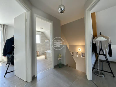 Maison traditionnelle - 104 m² - 5 pièces