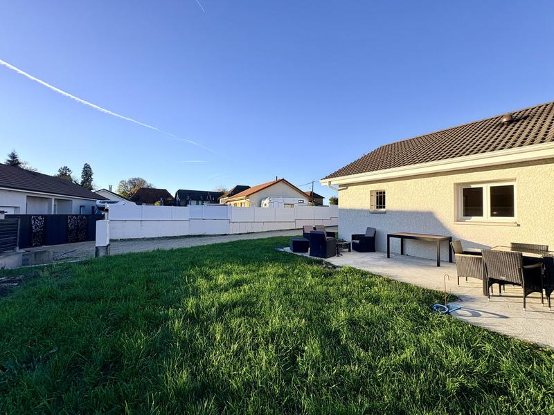 Maison - 90 m² - 4 pièces