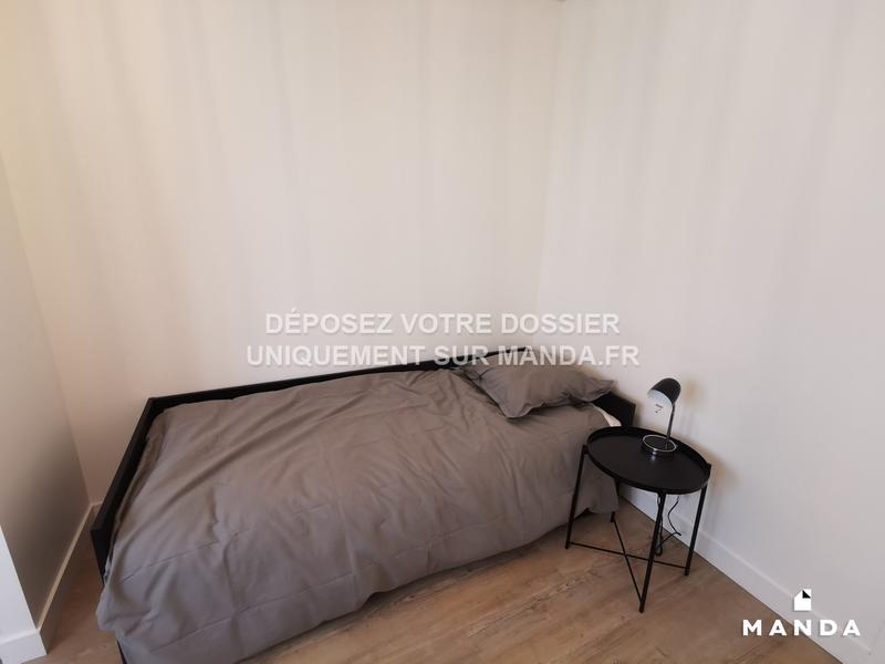 Chambre - 11 m² - 4 pièces