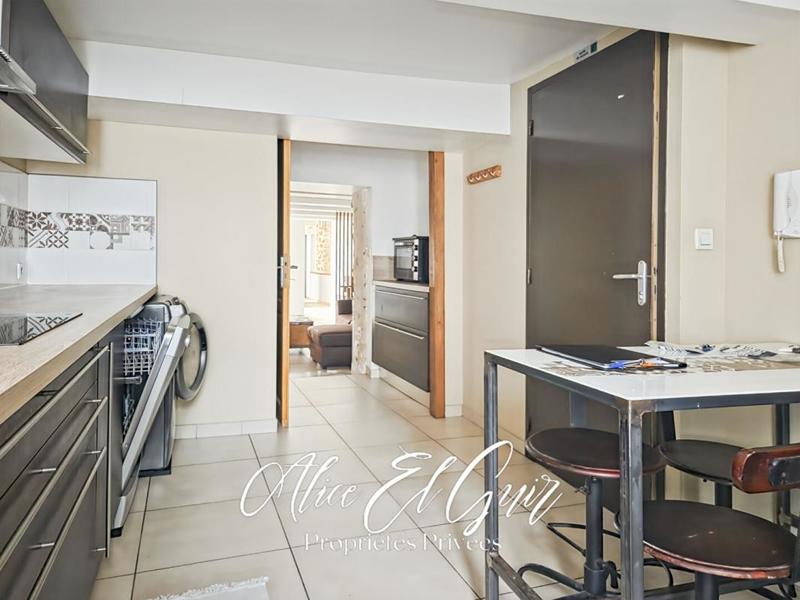 Immeuble - 170 m² - 7 pièces