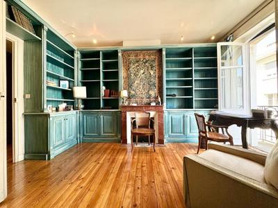 Appartement bourgeois - 142 m² - 5 pièces