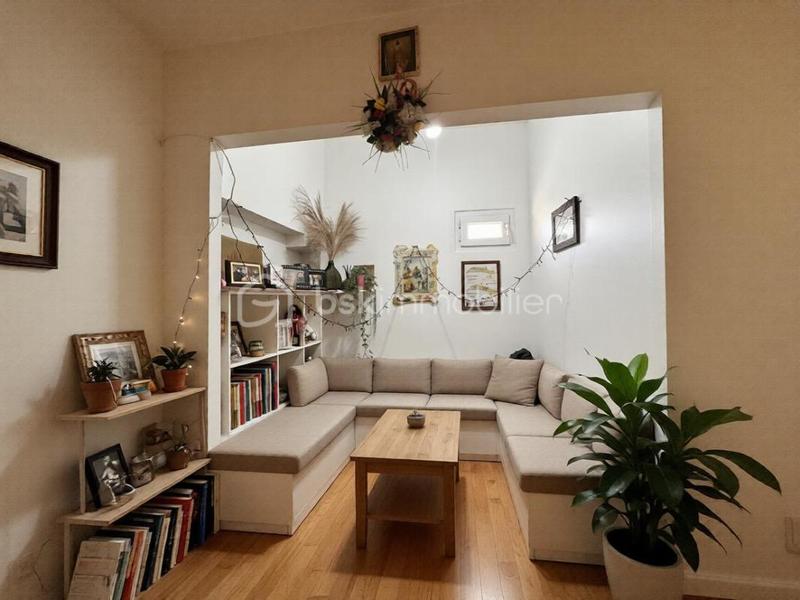 Immeuble - 230 m² - 120 pièces