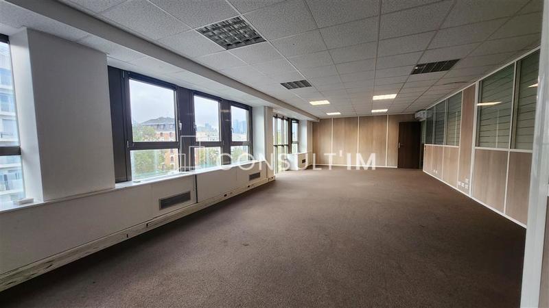 Bureau - 272 m²