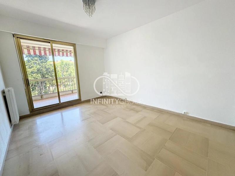 Appartement - 65 m² - 2 pièces