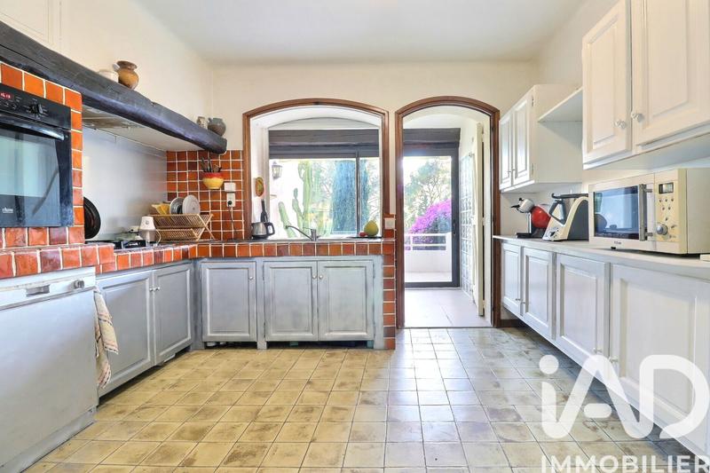 Maison - 122 m² - 7 pièces