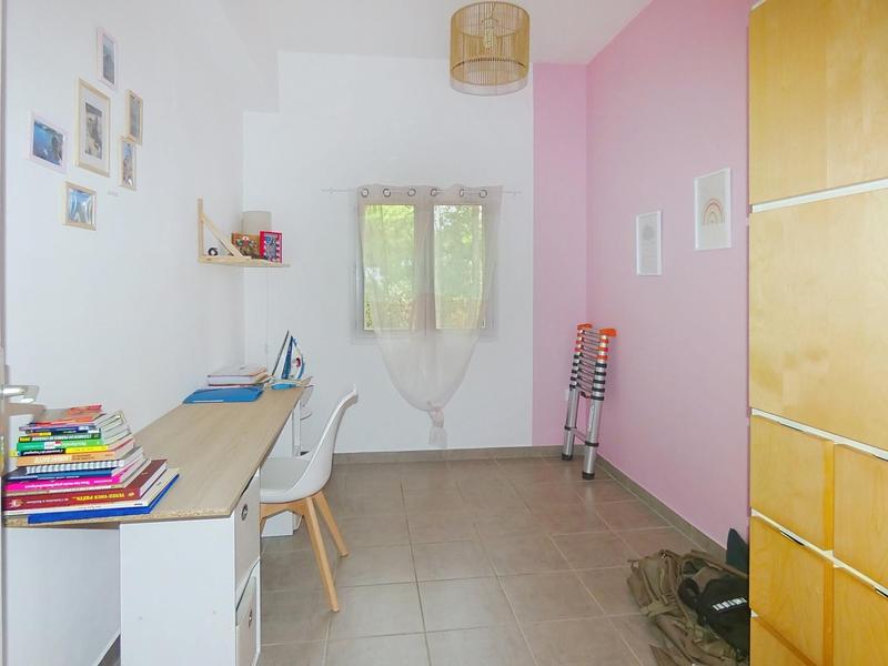 Villa - 100 m² - 4 pièces