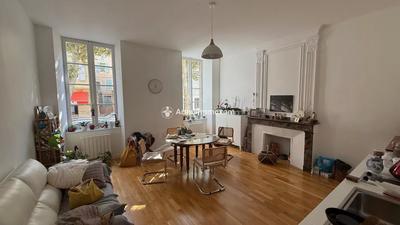 Appartement - 60 m² - 2 pièces