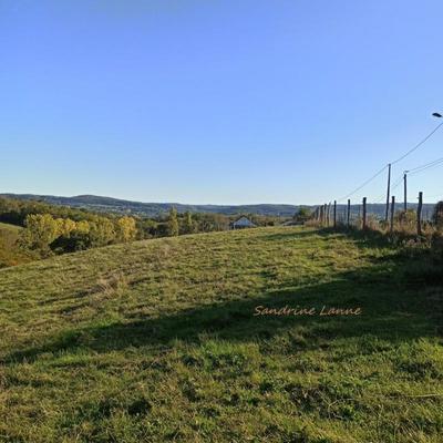 Terrain constructible - 1 973 m²