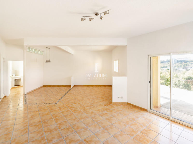 Maison - 97 m² - 4 pièces