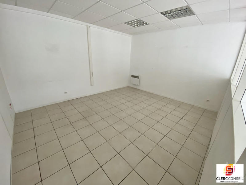 Bureau - 100 m²