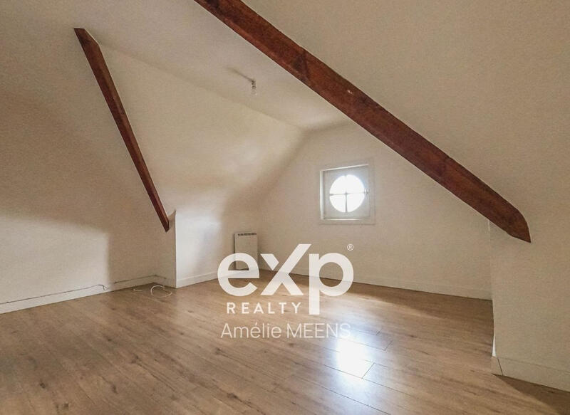 Maison - 170 m² - 8 pièces