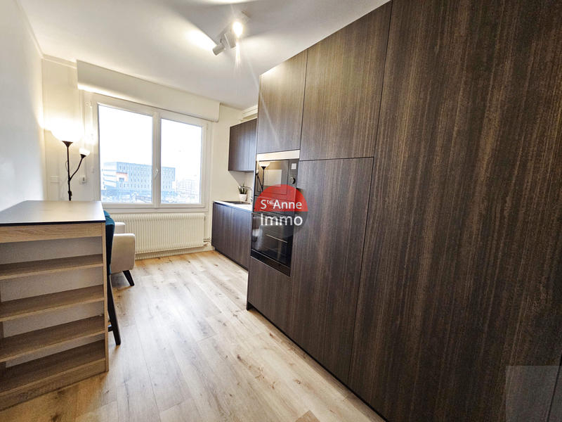 Appartement - 85 m² - 5 pièces