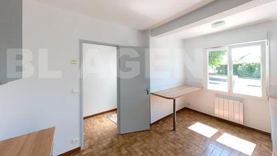 Pavillon - 80 m² - 3 pièces