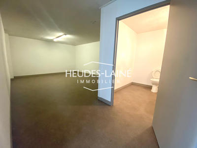 Local d'activités - 194 m²