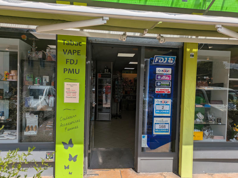 Fonds de commerce - 84 m²