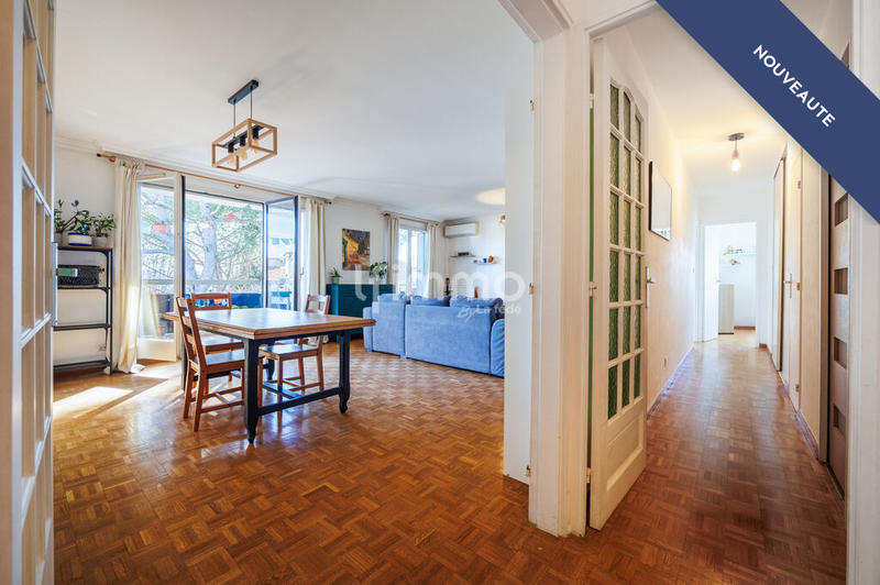 Appartement - 82 m² - 3 pièces