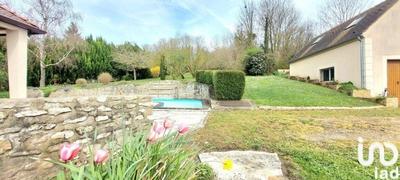 Maison - 250 m² - 12 pièces