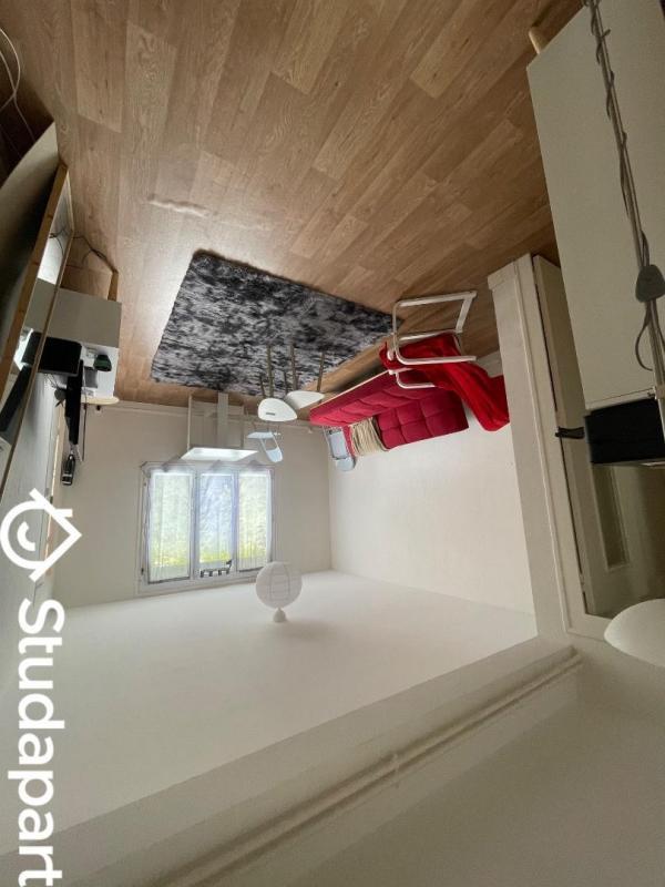 Chambre - 9 m² - 1 pièce