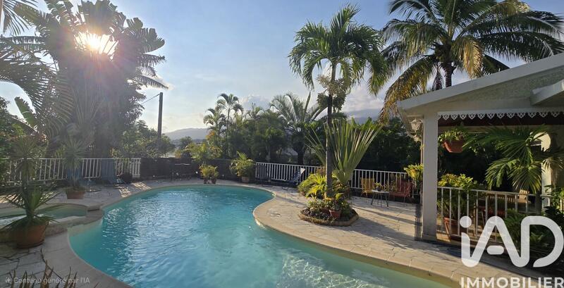 Maison - 165 m² - 6 pièces