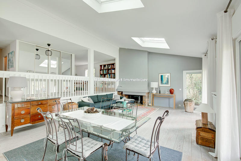 Maison - 160 m² - 7 pièces