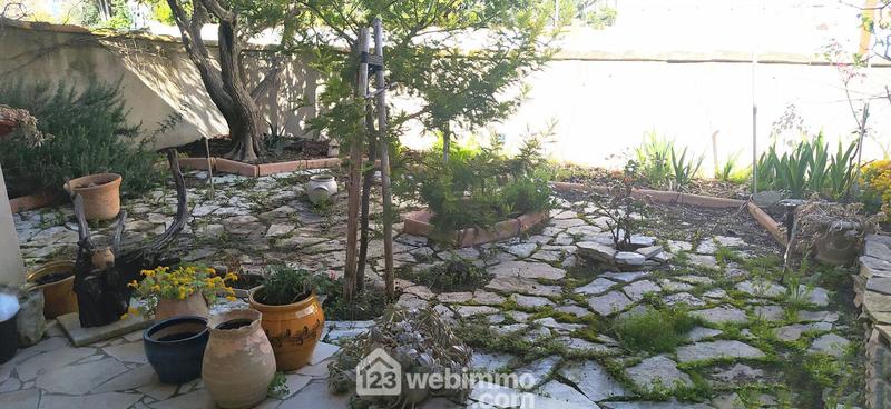 Maison de village - 230 m² - 6 pièces